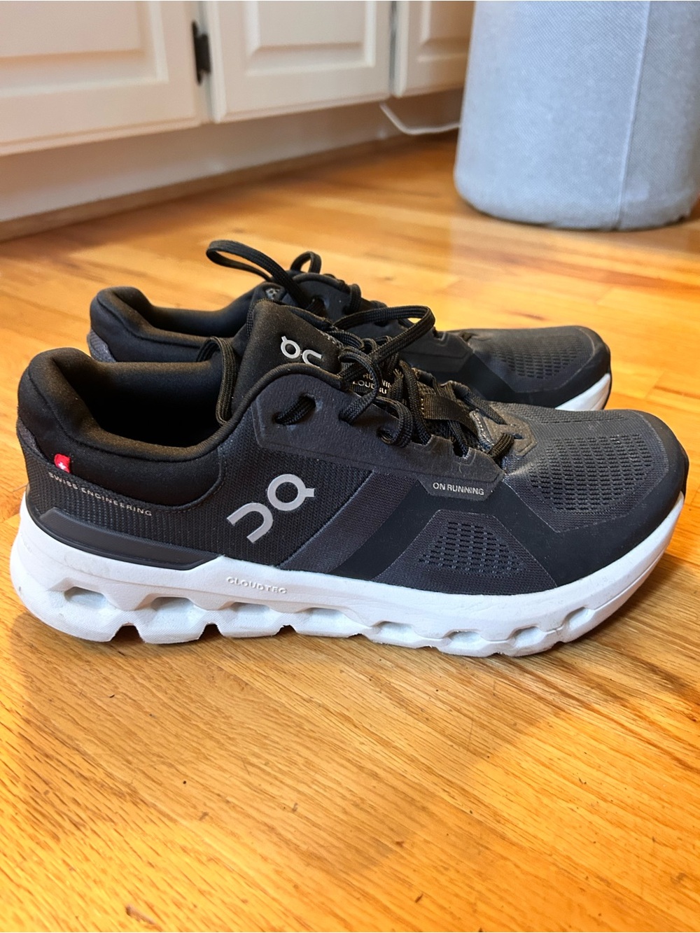 On Running Cloudrunner Women’s Running Shoes - Black/dark grey
